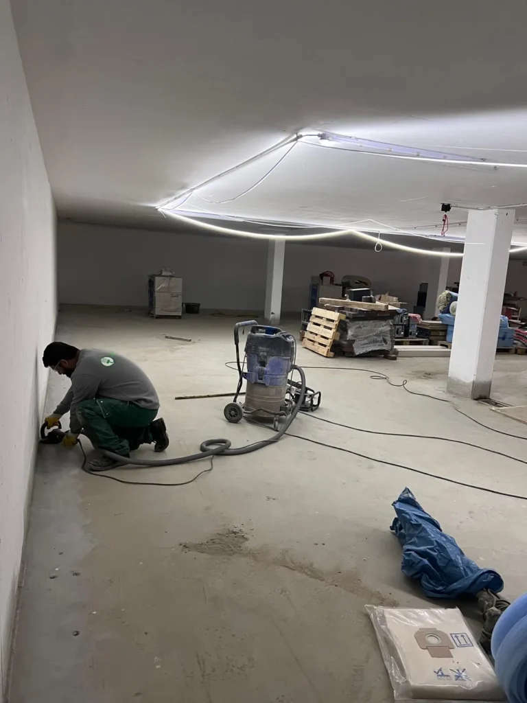 Innenraum während der Untergrundvorbereitung